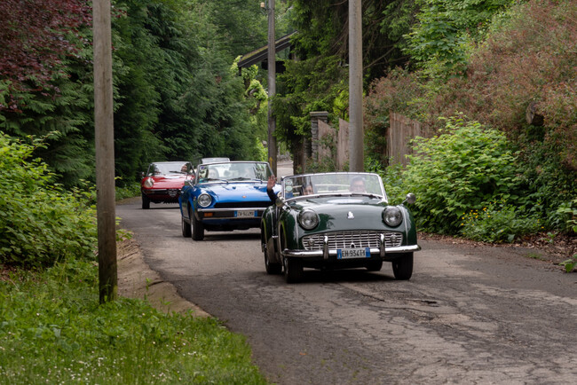 Tra storia ed eleganza: tour in auto d'epoca